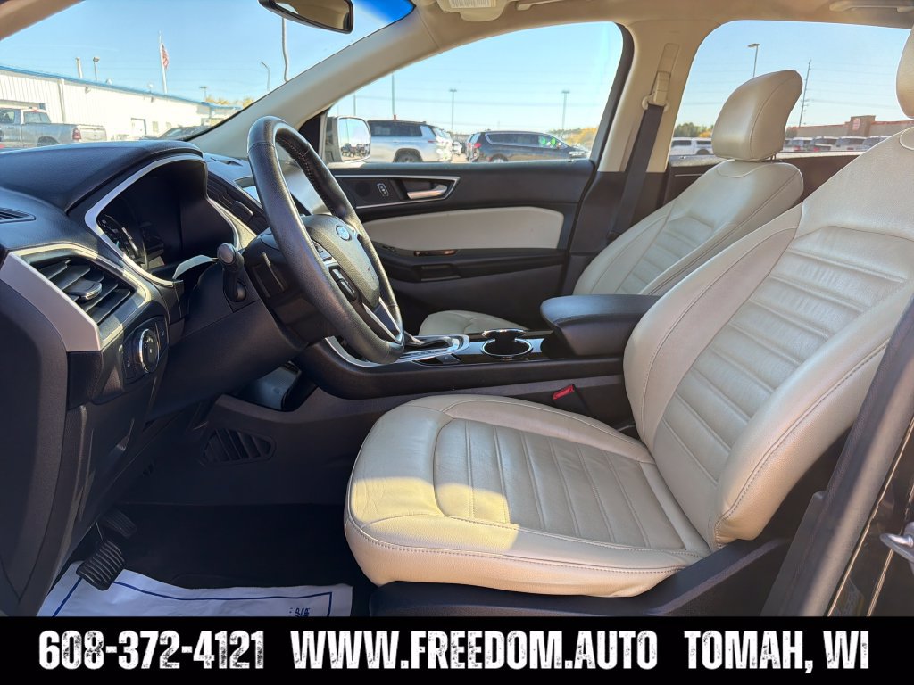 Used 2016 Ford Edge SEL w/ Equipment Group 201A AWD/4WD image 22