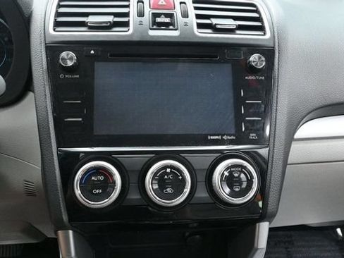 Used 2017 Subaru Forester 2.5i Premium AWD/4WD image 17