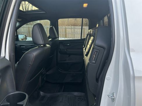 Used 2022 Honda Ridgeline Black Edition image 29