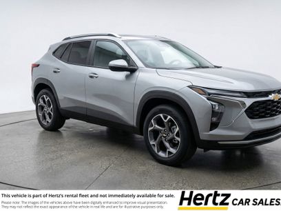 Used 2025 Chevrolet Trax LT w/ LT Convenience Package