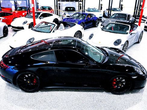 Used 2018 Porsche 911 Carrera 4 GTS image 8