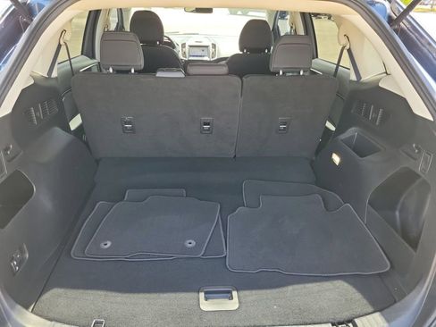 Used 2019 Ford Edge SEL FWD image 10