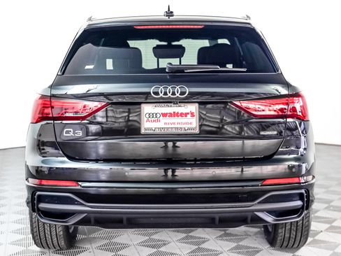 New 2025 Audi Q3 2.0T Premium image 10