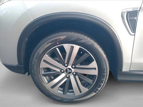 Used 2024 Mitsubishi Outlander Sport S image 10