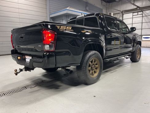 Used 2023 Toyota Tacoma SR AWD/4WD image 8