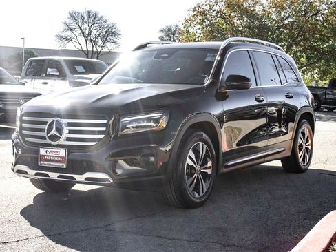 Used 2025 Mercedes-Benz GLB 250 GLB 250 image 9