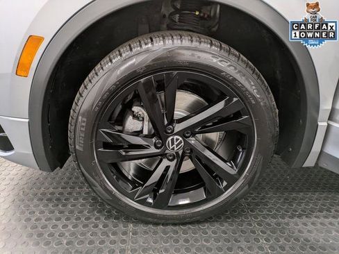 Used 2023 Volkswagen Tiguan SE R-Line AWD/4WD image 8