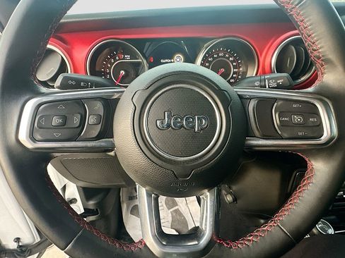 Used 2021 Jeep Wrangler Unlimited Rubicon w/ Safety Group AWD/4WD image 14