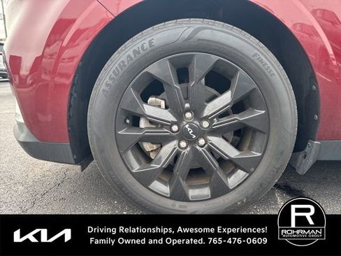 Used 2024 Kia Carnival SX Prestige FWD image 10