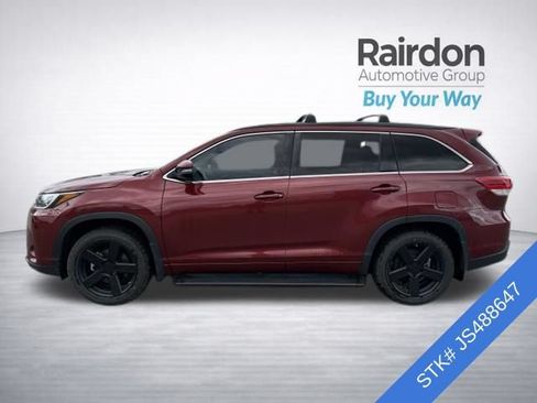 Used 2018 Toyota Highlander SE AWD/4WD image 4