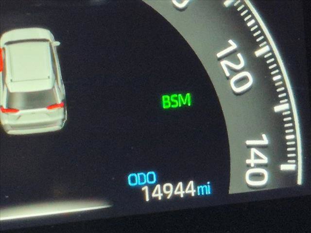 Used 2024 Toyota RAV4 XLE w/ Convenience Package FWD image 10