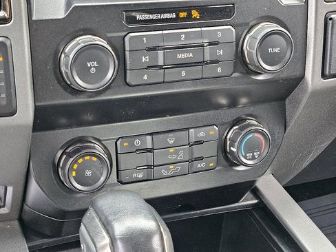 Used 2019 Ford F150 Raptor image 24