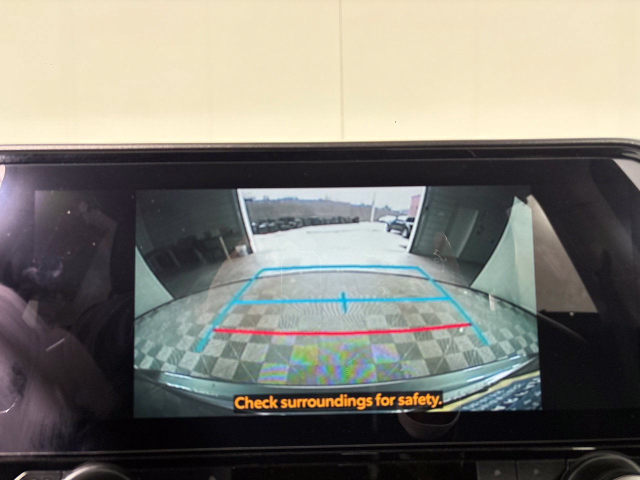 Used 2025 Toyota Highlander XLE FWD image 19