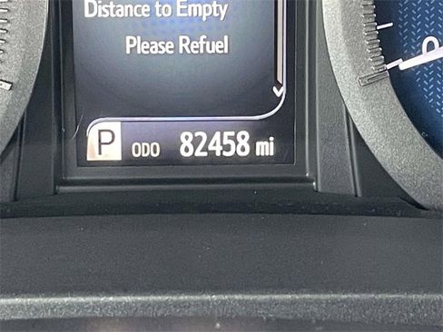 Used 2018 Toyota Sienna LE image 22