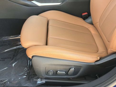 Used 2024 BMW 330e RWD image 18