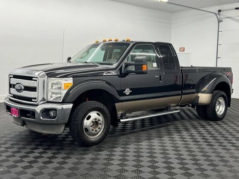 Used 2011 Ford F350 Lariat w/ Lariat Interior Pkg AWD/4WD image 1