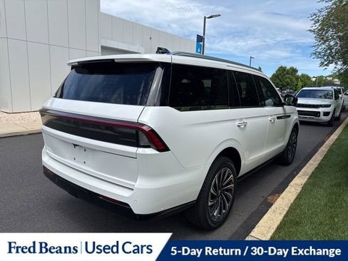 Used 2025 Lincoln Navigator Black Label AWD/4WD image 6