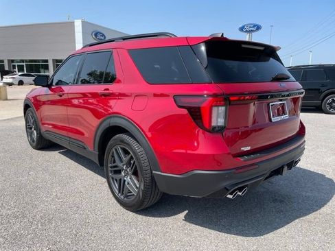 Used 2026 Ford Explorer ST AWD/4WD image 9