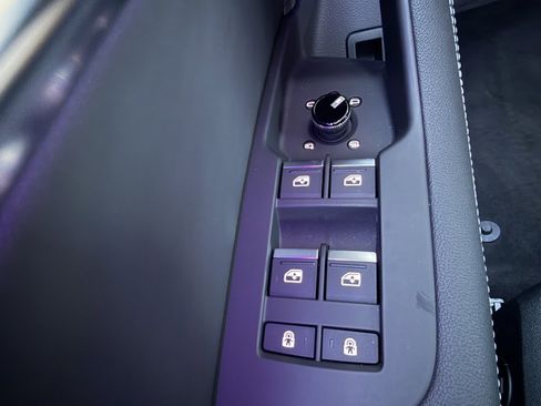 Used 2024 Audi A6 Premium Plus w/ Premium Plus Package image 26