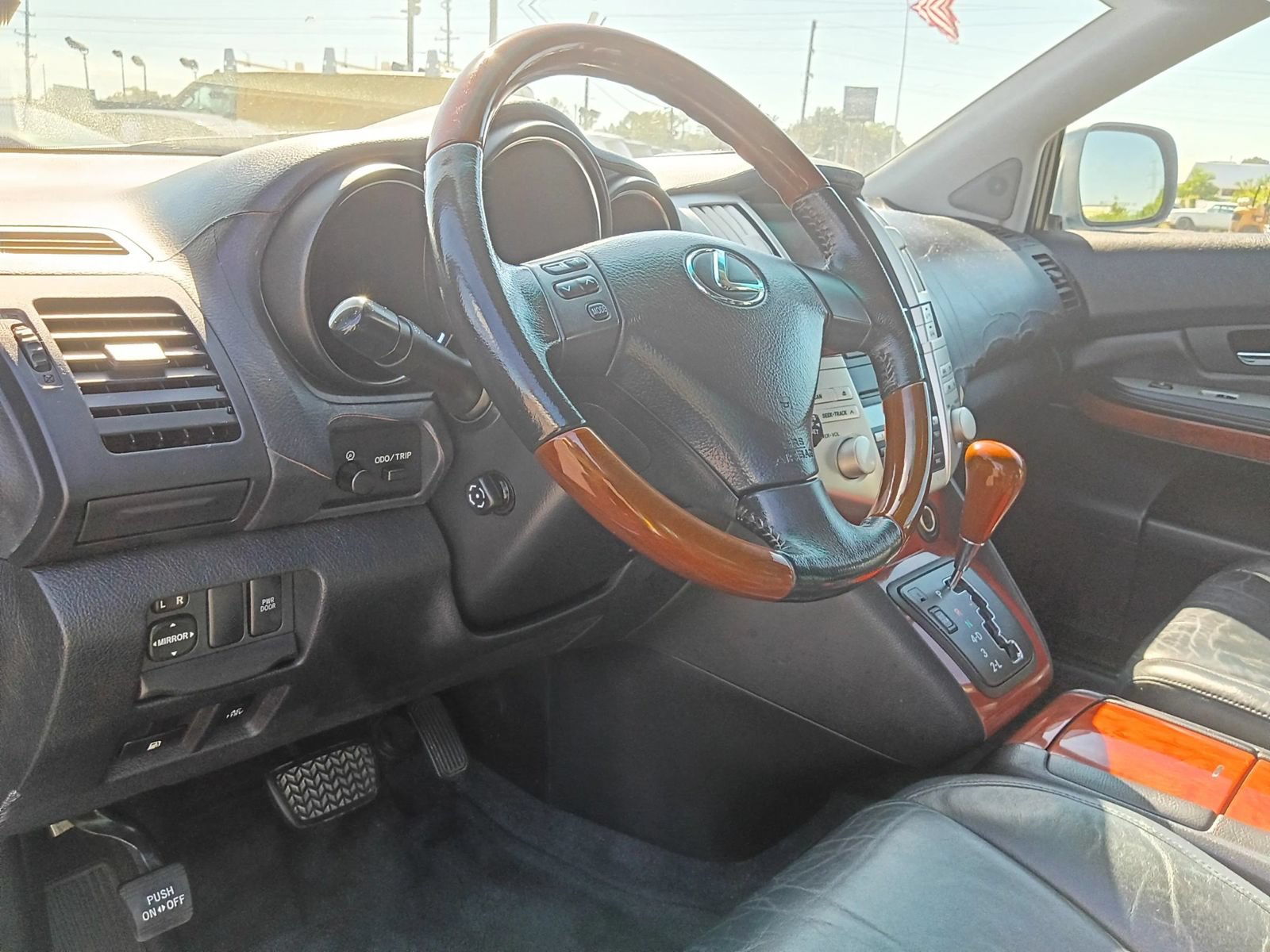 Used 2004 Lexus RX 330 AWD image 14