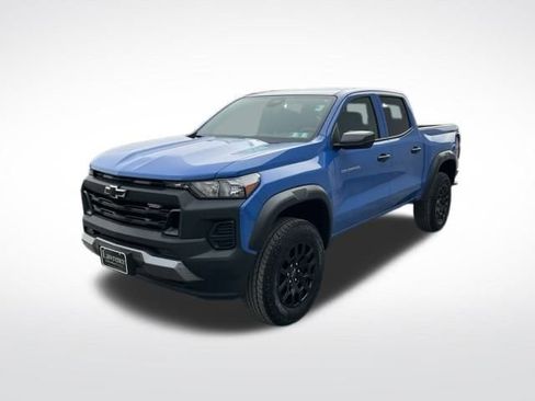 Certified 2025 Chevrolet Colorado Trail Boss image 3