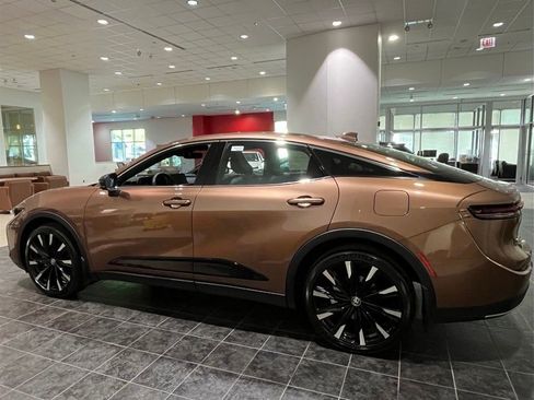 New 2026 Toyota Crown Platinum AWD/4WD image 4