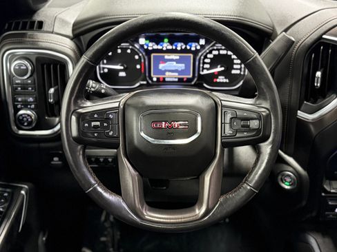 Used 2022 GMC Sierra 2500 AT4 w/ AT4 Premium Plus Package AWD/4WD image 19