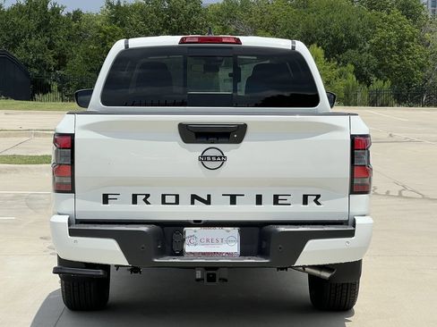 New 2026 Nissan Frontier SV w/ Tow Package RWD image 5