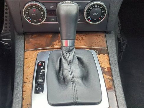 Used 2014 Mercedes-Benz C 250 Sedan image 12