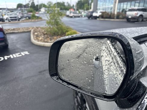 New 2025 Kia Sorento S image 22