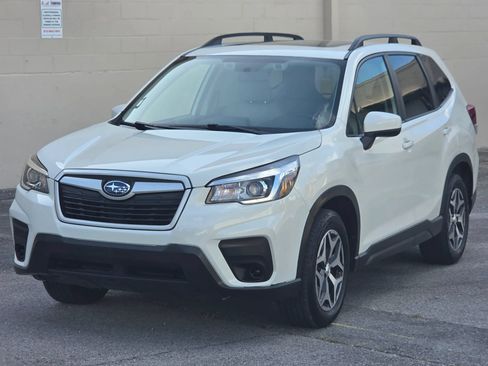 Used 2020 Subaru Forester Premium AWD/4WD image 1
