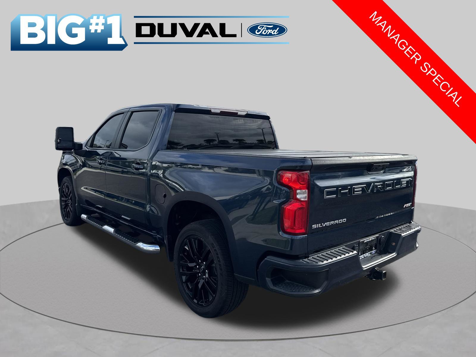 Used 2022 Chevrolet Silverado 1500 RST RWD image 4
