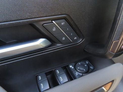 Used 2024 GMC Hummer EV 3X w/ LPO, Illumination Package image 13