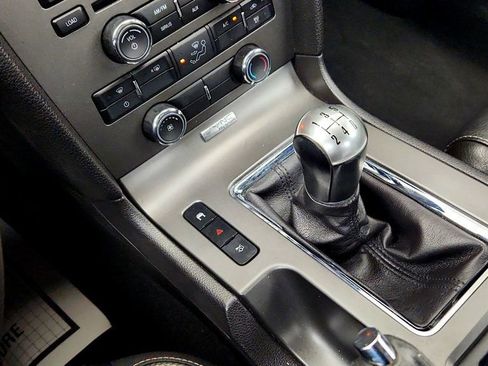 Used 2010 Ford Mustang Coupe RWD image 16