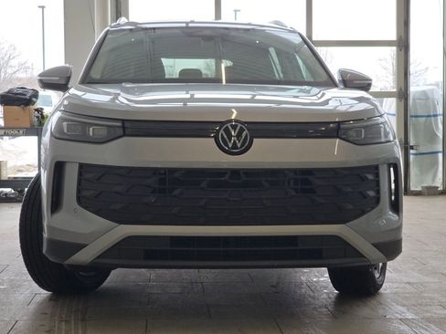 New 2026 Volkswagen Tiguan SE AWD/4WD image 8