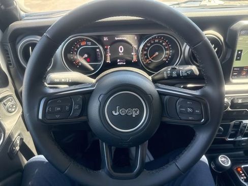 Certified 2022 Jeep Wrangler Unlimited Sport AWD/4WD image 14
