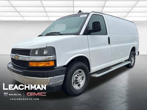 Certified 2024 Chevrolet Express 2500 w/ Driver Convenience Package image 9