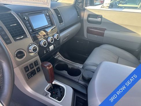 Used 2017 Toyota Sequoia Platinum image 12