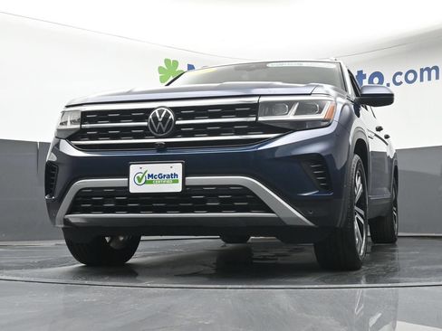 Used 2020 Volkswagen Atlas Cross Sport SEL Premium AWD/4WD image 7