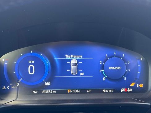 Used 2020 Ford Escape Titanium image 14