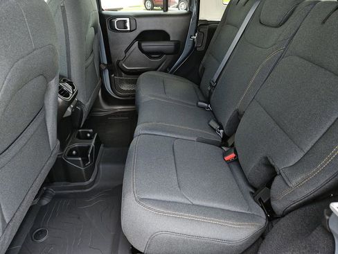 Used 2026 Jeep Wrangler Unlimited Sport AWD/4WD image 22