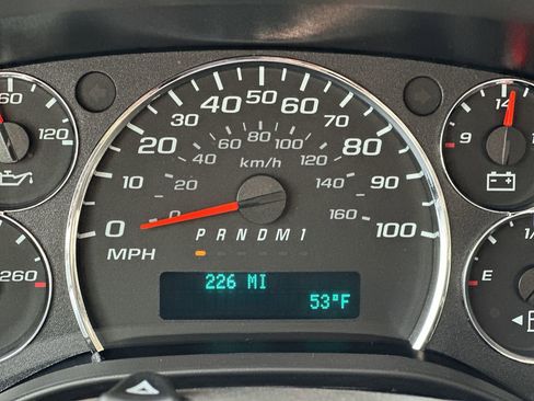 New 2025 GMC Savana 3500 w/ Power Convenience Package image 7