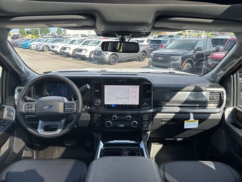 New 2025 Ford F250 Lariat w/ Lariat Ultimate Package image 24