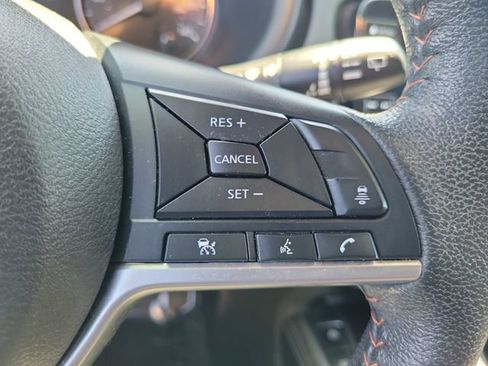 Used 2022 Nissan Kicks SR FWD image 6