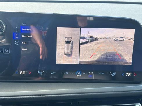 New 2026 Chevrolet Traverse LT w/ Midnight/Sport Edition image 18