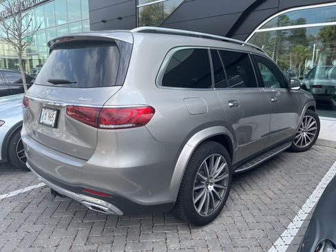 Used 2022 Mercedes-Benz GLS 450 4MATIC image 5