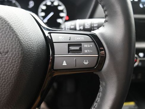 Used 2024 Honda CR-V EX-L image 16