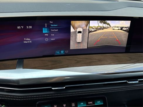 New 2026 Cadillac Escalade Platinum Sport w/ LPO, ONYX Package image 26