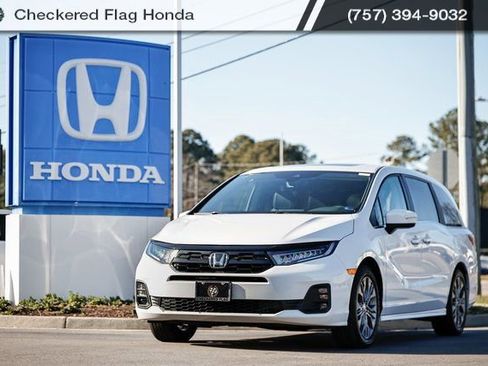 Used 2025 Honda Odyssey Touring image 1