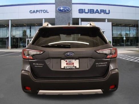 Used 2025 Subaru Outback Touring XT AWD/4WD image 4